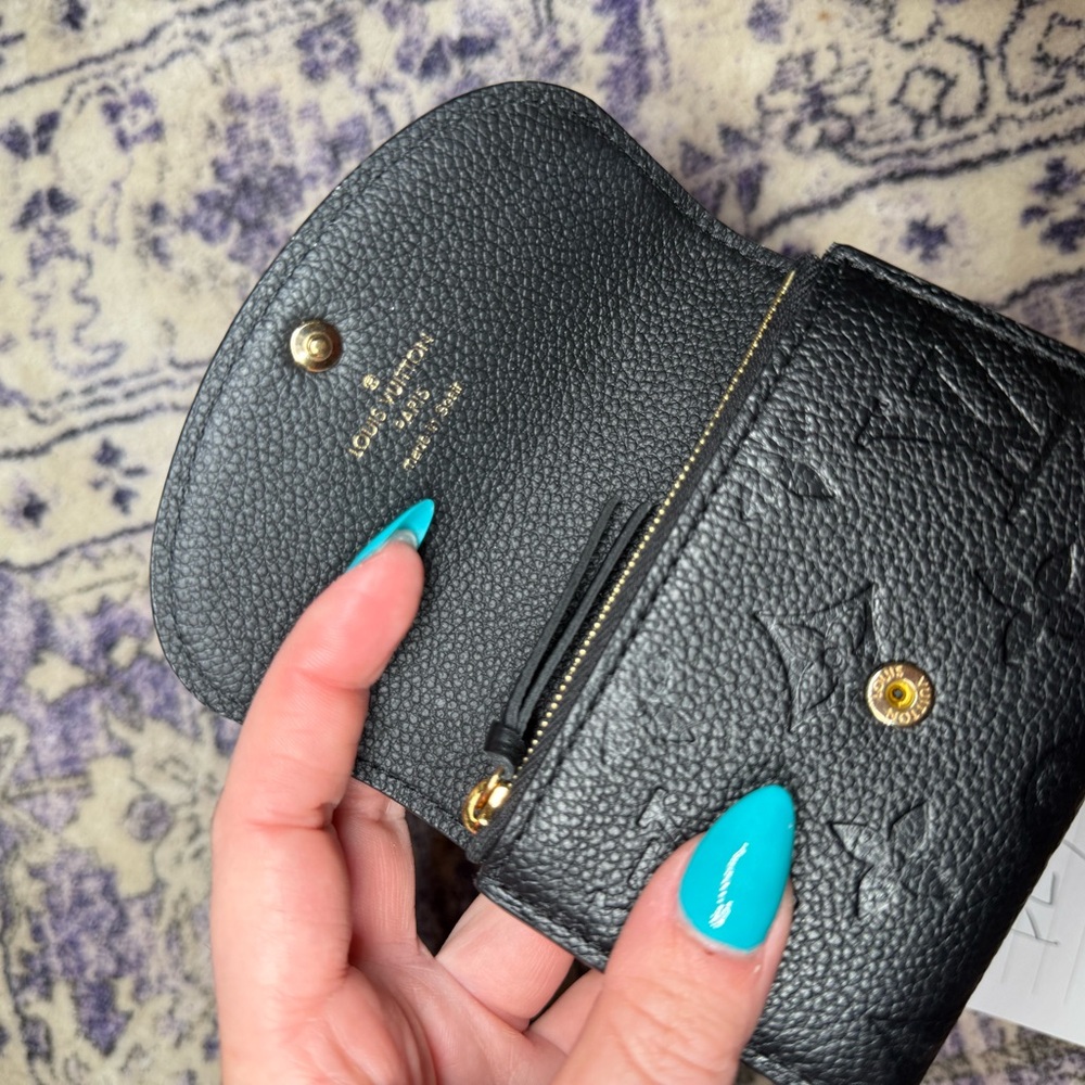 Louis Vuitton Rosalie Coin Purse - Picture 9 of 14